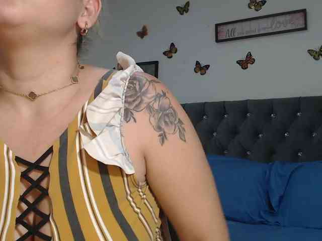 pinkvalentina webcam