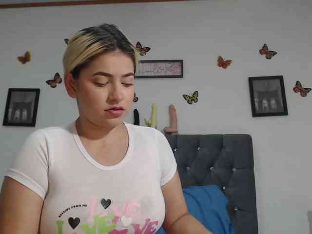 pinkvalentina webcam