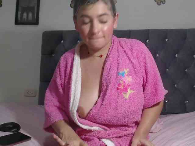 pinkvalentina webcam