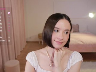 MissEssie Porn Show