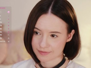 MissEssie Porn Show