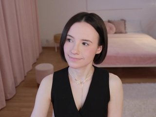 MissEssie Porn Show