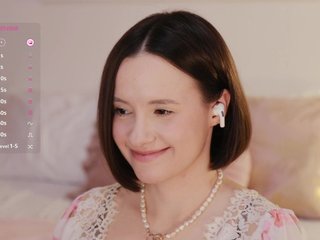 MissEssie Porn Show