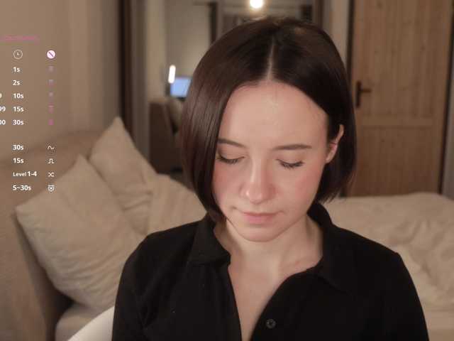 -FemaleEssence-'s BongaCams show and profile