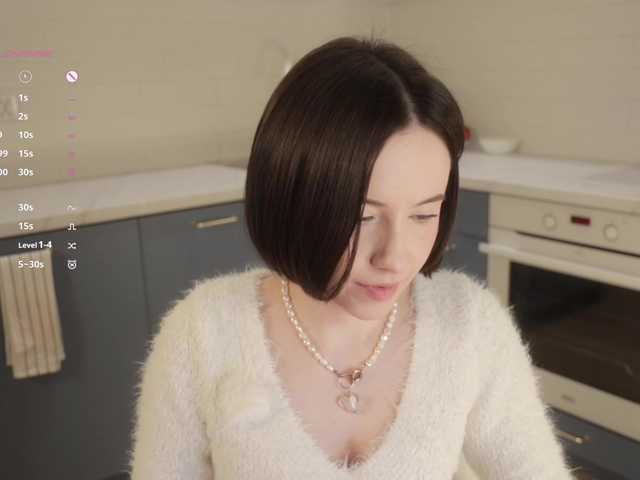 -FemaleEssence-'s BongaCams show and profile