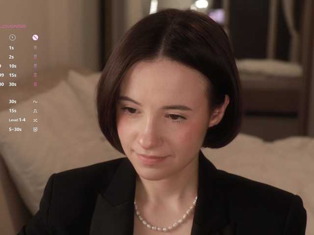 -FemaleEssence-'s BongaCams show and profile