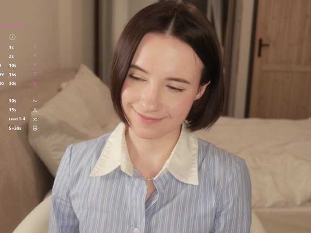 -FemaleEssence-'s BongaCams show and profile