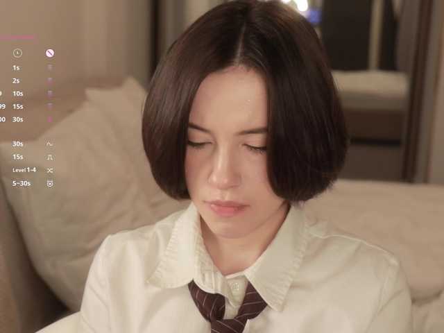 -FemaleEssence-'s BongaCams show and profile