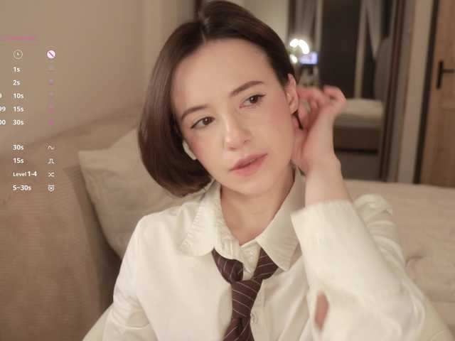 -FemaleEssence-'s BongaCams show and profile