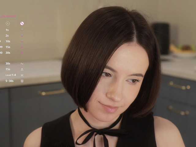 -FemaleEssence-'s BongaCams show and profile
