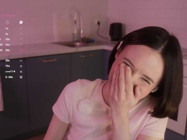 -FemaleEssence-'s BongaCams show and profile