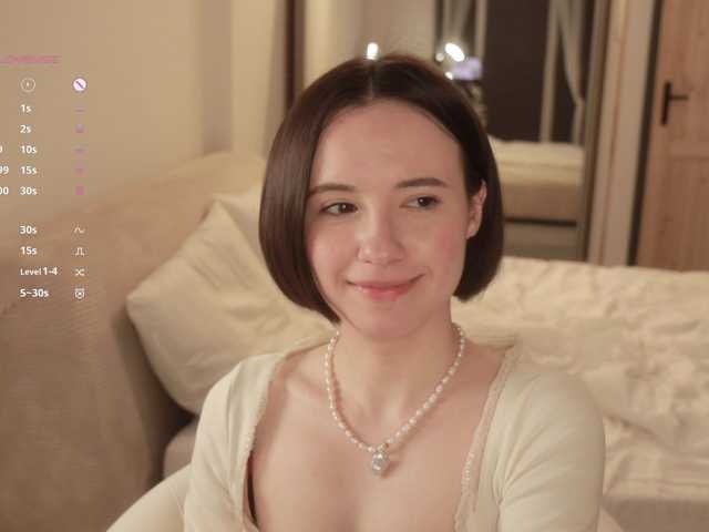 -FemaleEssence-'s BongaCams show and profile