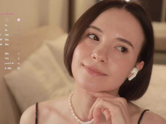 -FemaleEssence- live cam