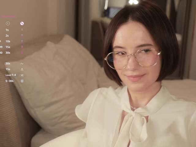 -FemaleEssence-'s BongaCams show and profile