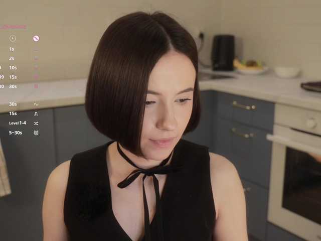 -FemaleEssence-'s BongaCams show and profile