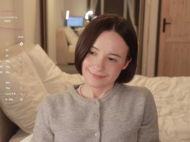 видео -FemaleEssence-