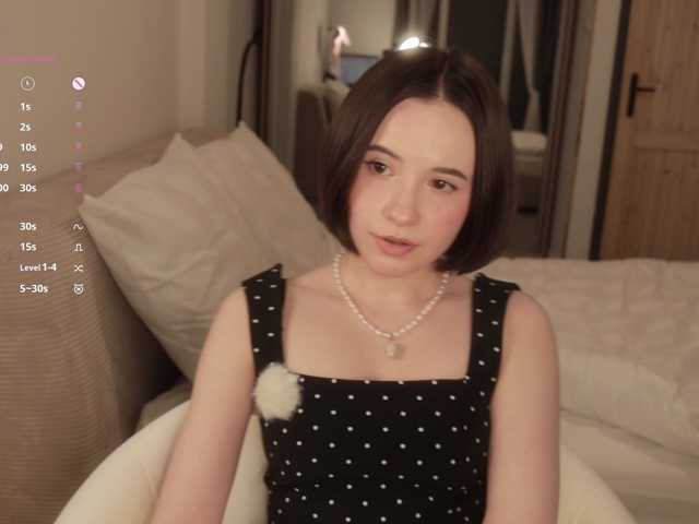 -FemaleEssence-'s BongaCams show and profile