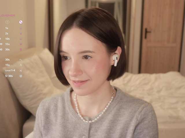 видео -FemaleEssence-