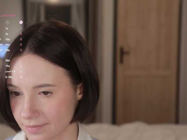 -FemaleEssence-'s BongaCams show and profile