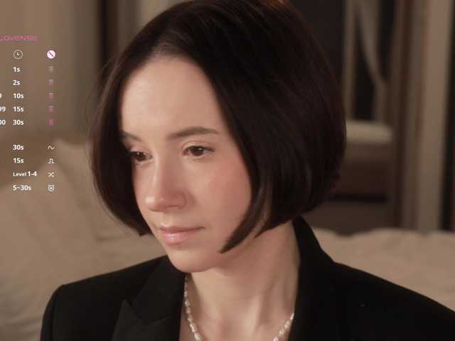 -FemaleEssence-'s BongaCams show and profile