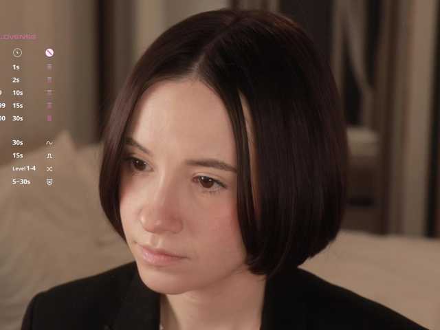 -FemaleEssence-'s BongaCams show and profile