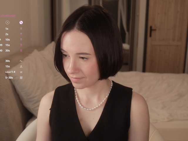 -FemaleEssence-'s BongaCams show and profile