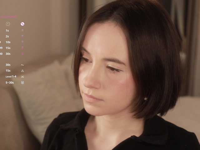 -FemaleEssence-'s BongaCams show and profile