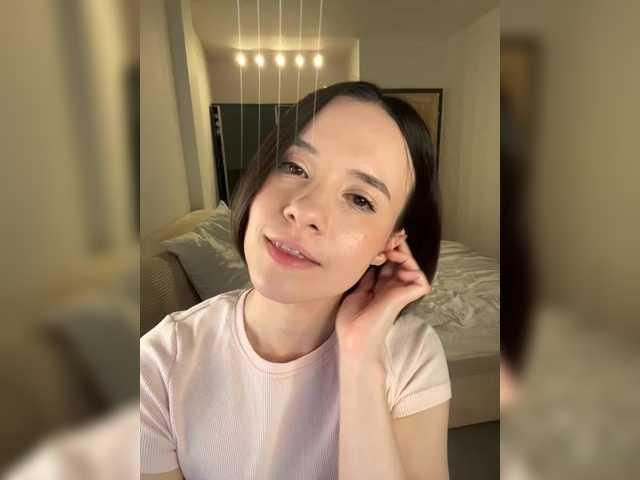 -FemaleEssence- from BongaCams is Freechat