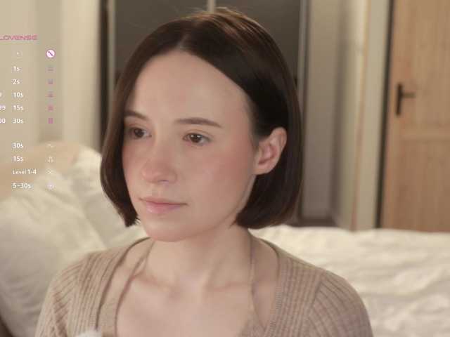 -FemaleEssence- from BongaCams is Freechat