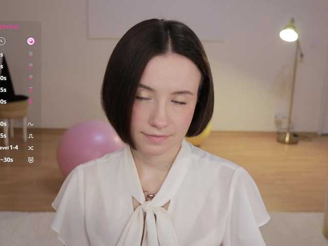 -FemaleEssence- from BongaCams