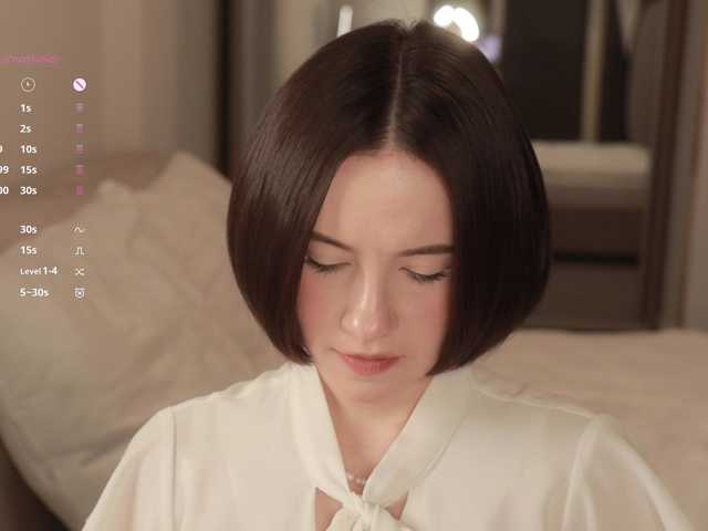 -FemaleEssence-'s BongaCams show and profile