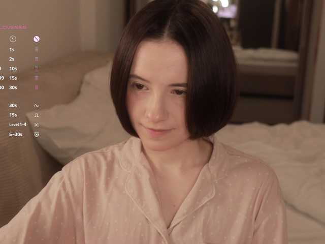 видео -FemaleEssence-