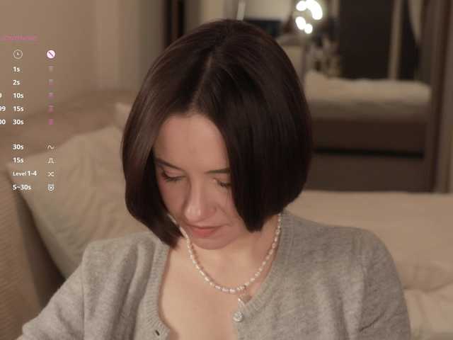 -FemaleEssence-'s BongaCams show and profile