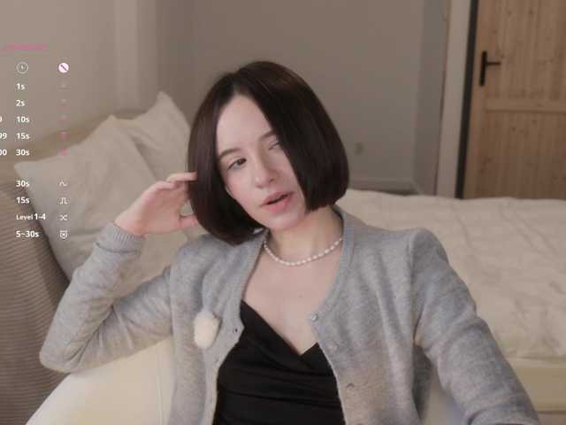 видео -FemaleEssence-