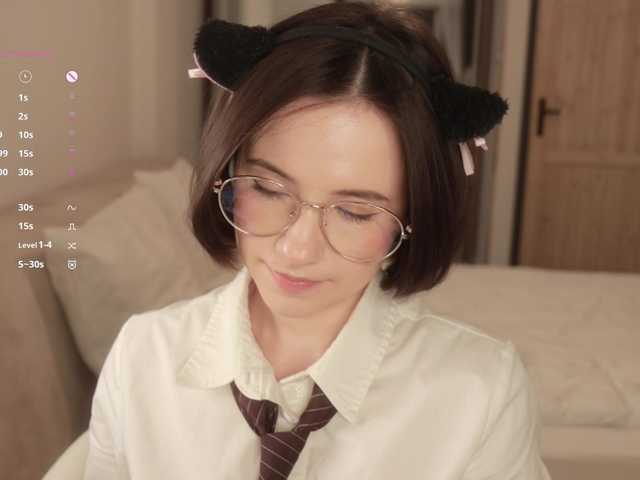 -FemaleEssence-'s BongaCams profile