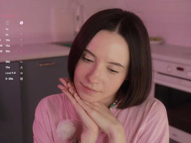 -FemaleEssence-'s BongaCams show and profile