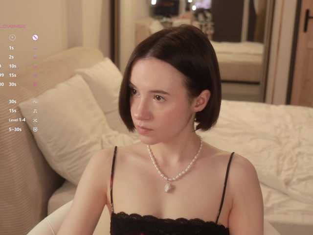 -FemaleEssence-'s BongaCams show and profile