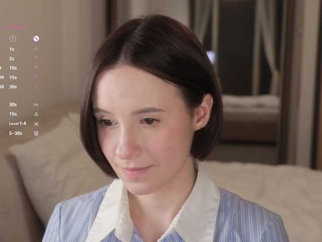 -FemaleEssence-'s BongaCams show and profile