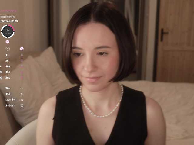 -FemaleEssence-'s BongaCams show and profile