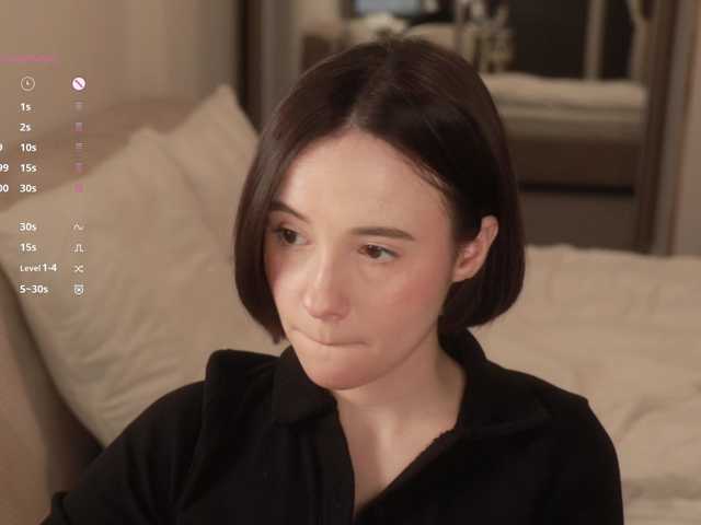 -FemaleEssence-'s BongaCams show and profile