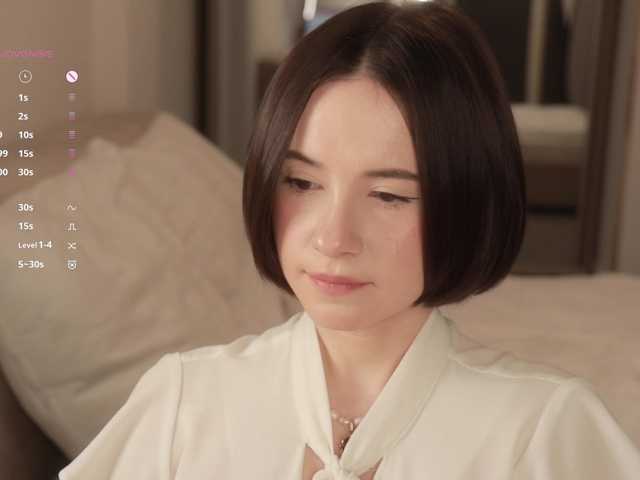 -FemaleEssence-'s BongaCams show and profile