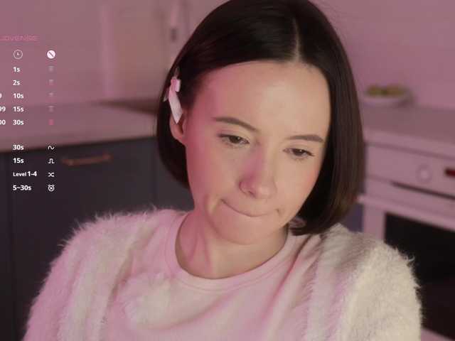 -FemaleEssence-'s BongaCams show and profile