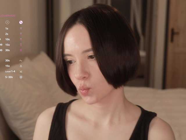 -FemaleEssence-'s BongaCams show and profile