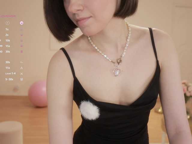 -FemaleEssence- Live Cam on BongaCams