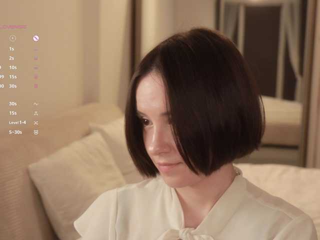 -FemaleEssence-'s BongaCams show and profile