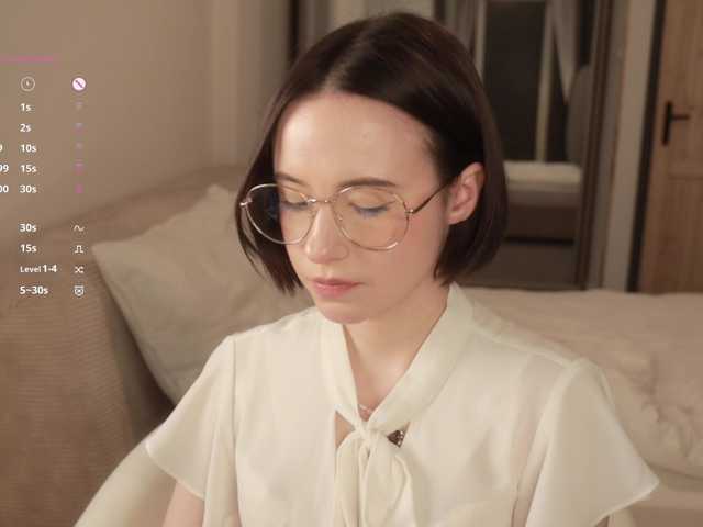 -FemaleEssence-'s BongaCams show and profile