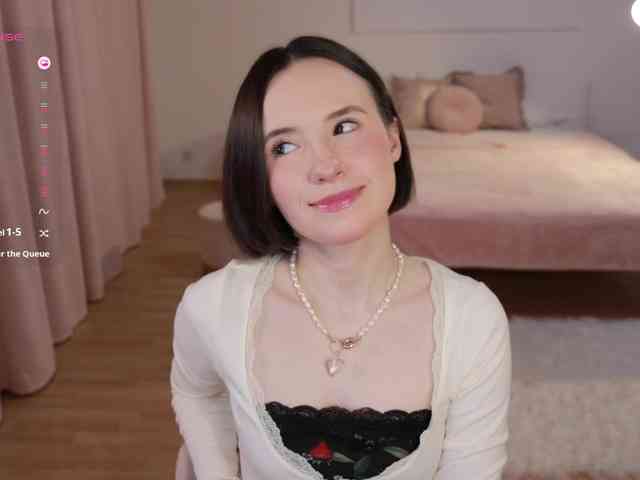 MissEssie webcam