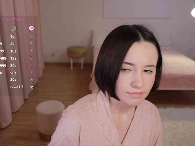 MissEssie webcam