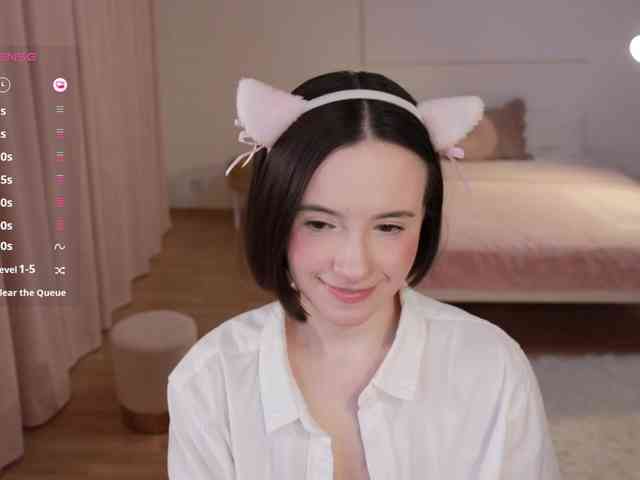 MissEssie webcam