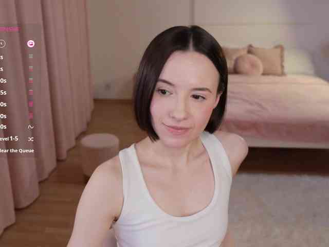 MissEssie webcam